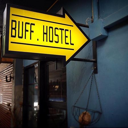 Buff Hostel Bangkok Buitenkant foto